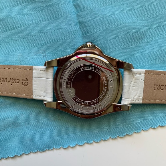 NWOT SAINT HONORĒ Watch - Picture 6 of 10